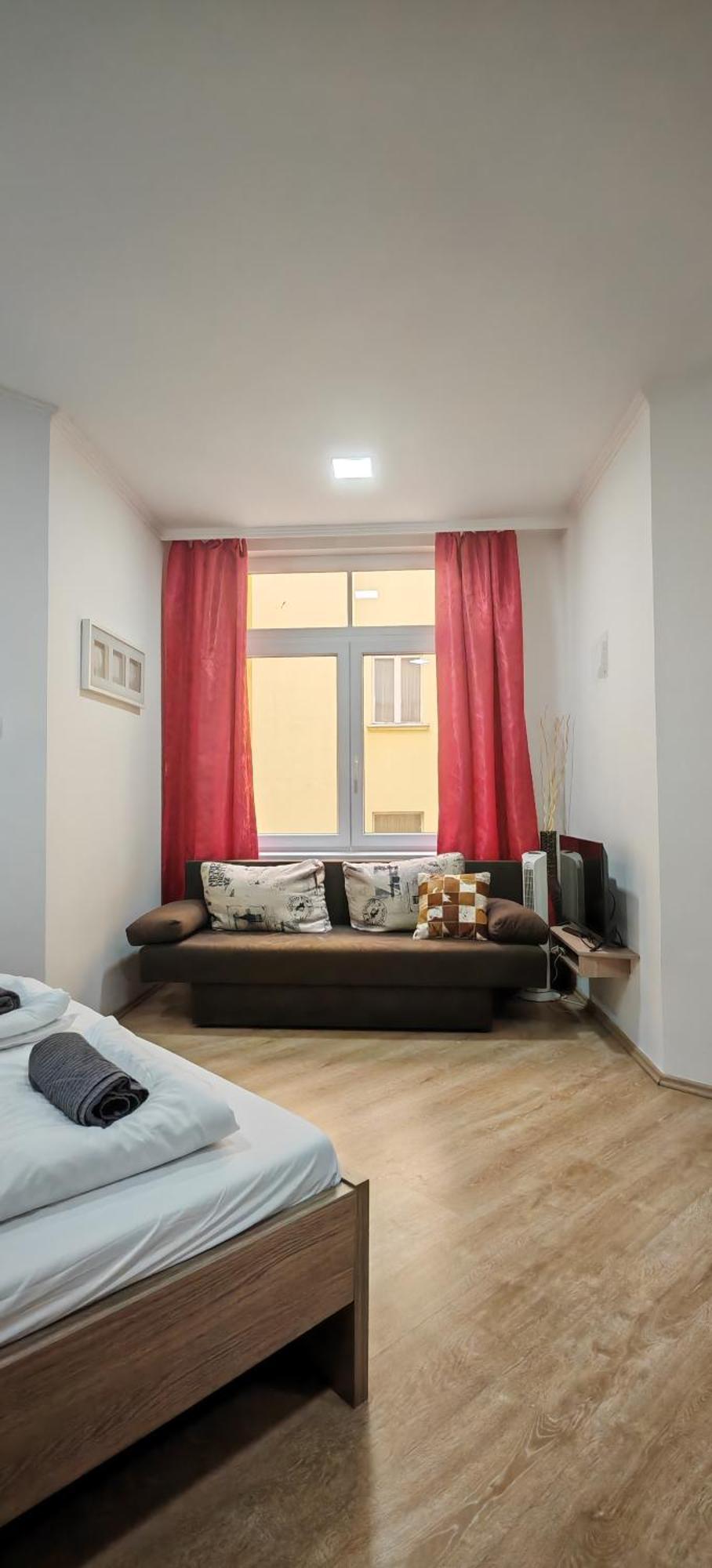 Seasons Design Rooms Budapeşte Dış mekan fotoğraf